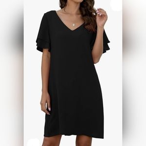 Qixing black dress with ruffle sleeves